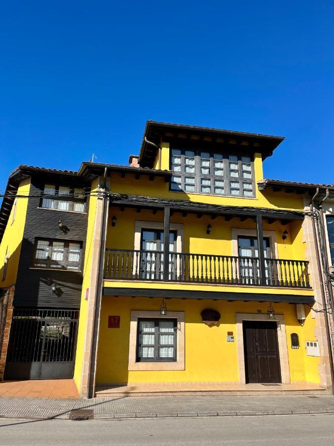 Apartamentos Turisticos Paseo De La Alameda Villaviciosa  Exterior foto
