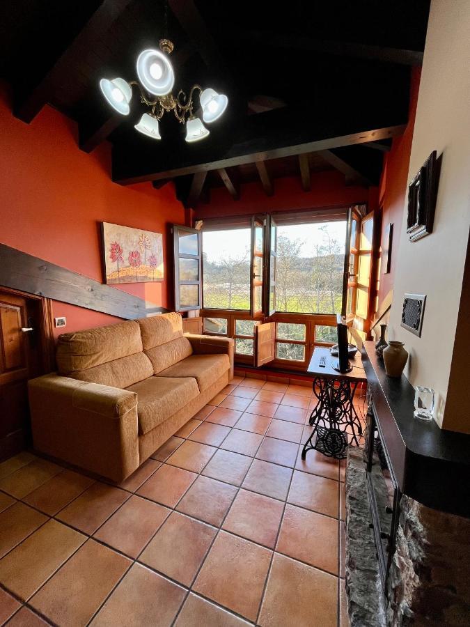 Apartamentos Turisticos Paseo De La Alameda Villaviciosa  Exterior foto